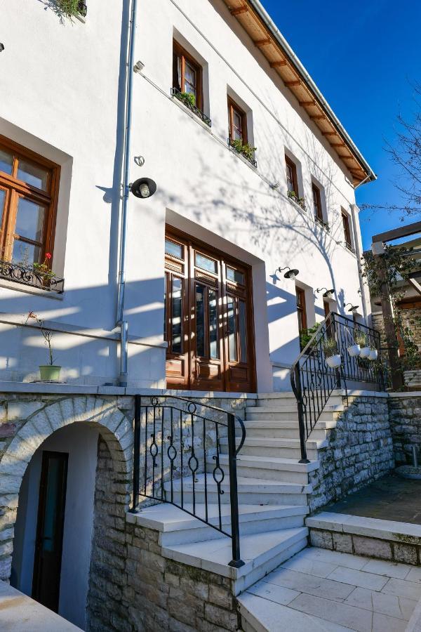 Hotel Bineri Gjirokastër Exterior foto
