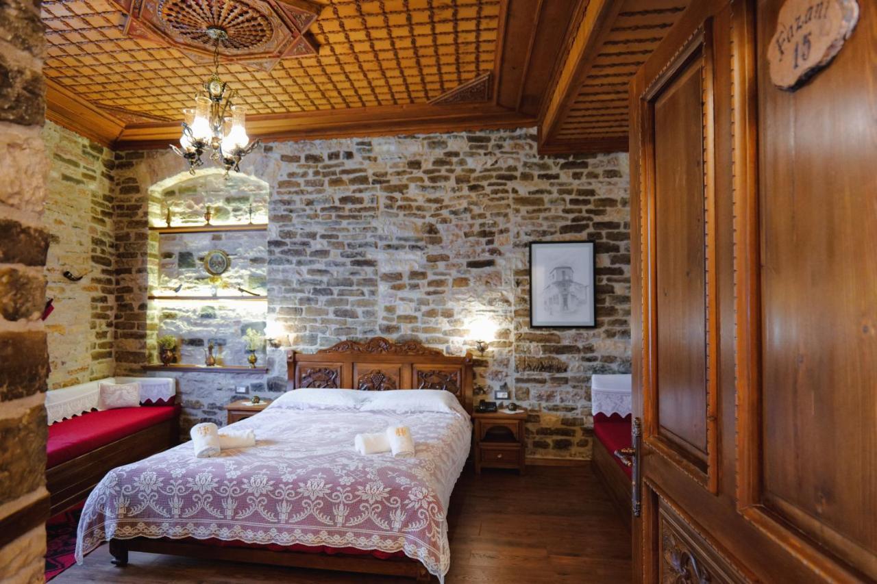 Hotel Bineri Gjirokastër Exterior foto