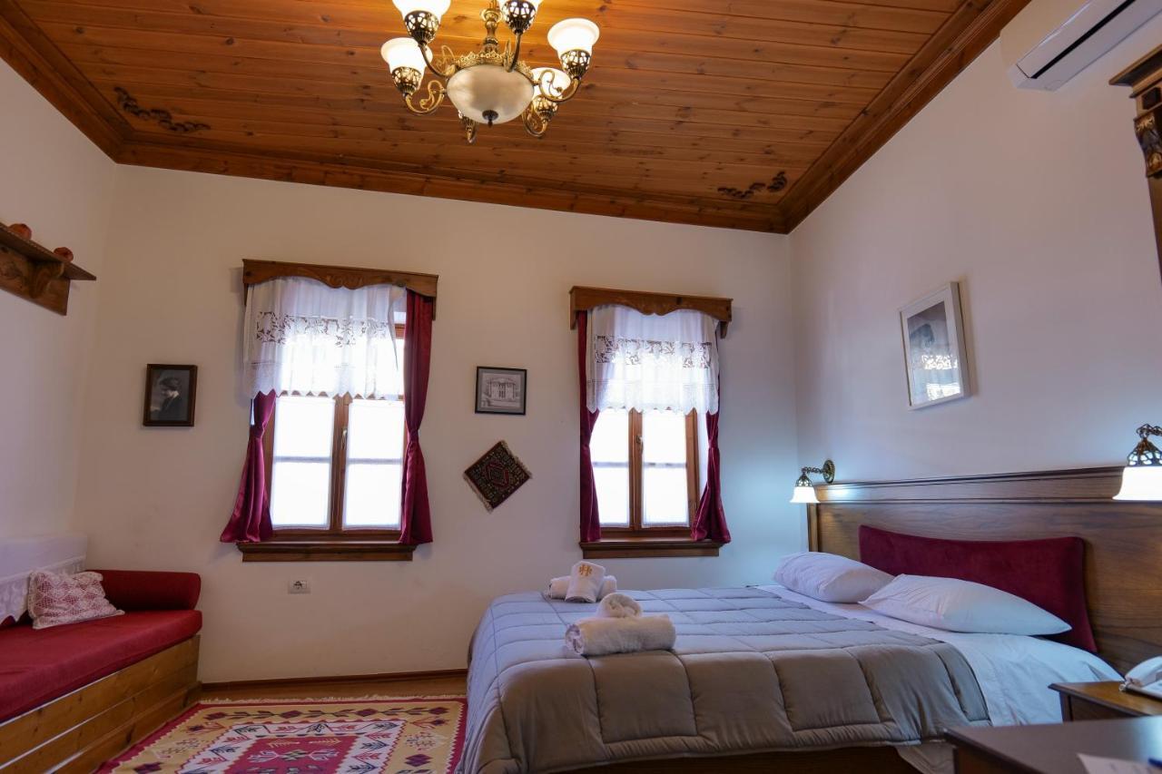 Hotel Bineri Gjirokastër Exterior foto